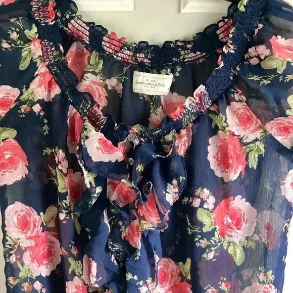 Abercrombie & Fitch Navy & Ruffle Top Blouse with Pink Floral Print Size Small - Picture 8 of 8